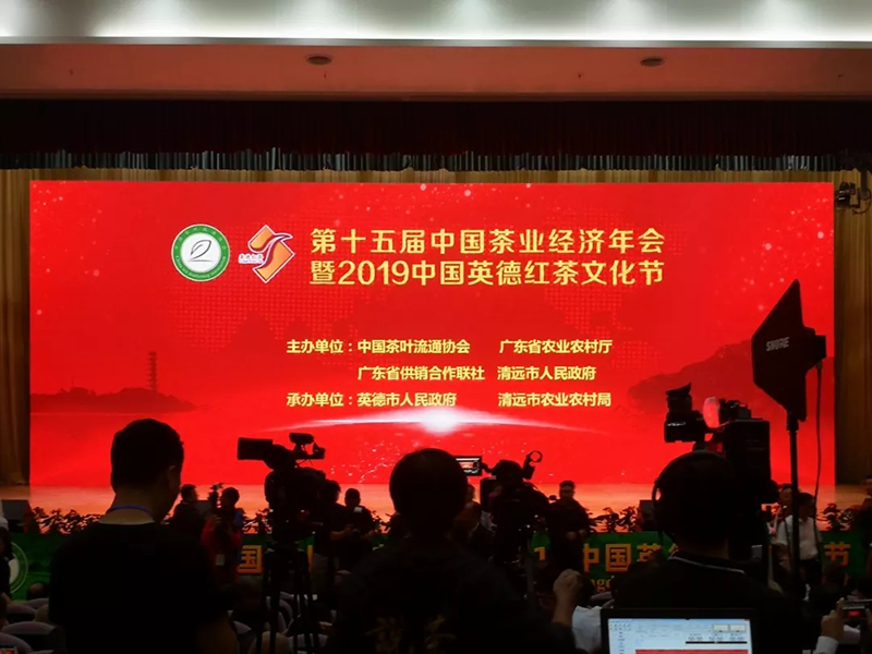 双腿中间被吸到发软的感觉